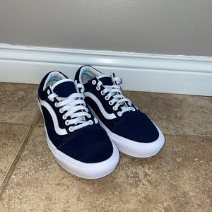 Old skool navy blue comfy Cush vans